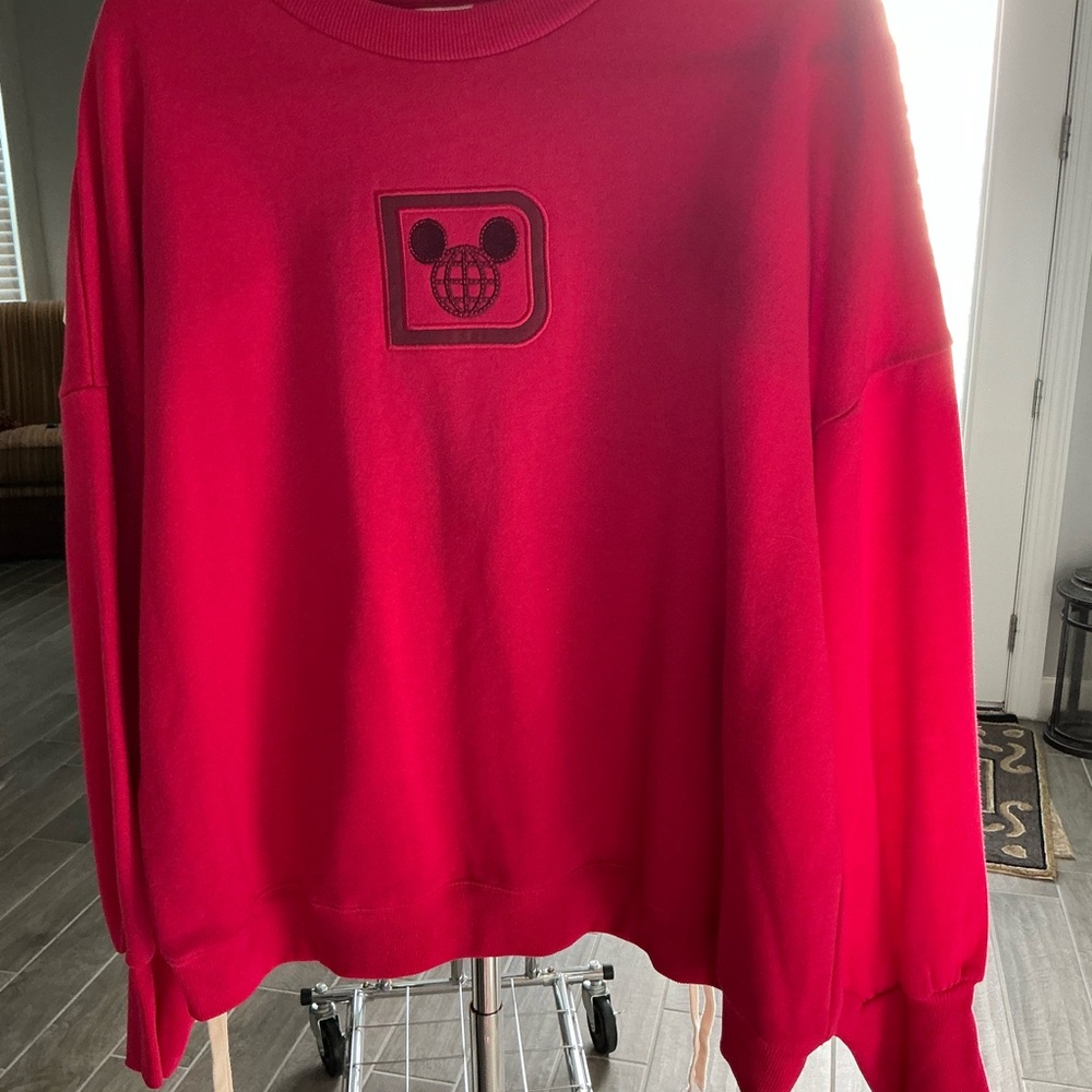 Red Logo Crewneck Sweatshirt - Unbranded